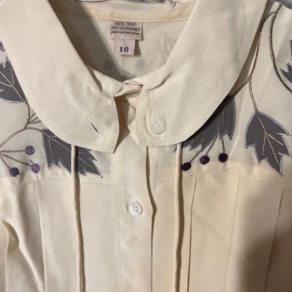 Vintage Mercedes & Adrienne 100% Silk Button Down Blouse sz 10 Beige W. Leaves - Picture 4 of 11